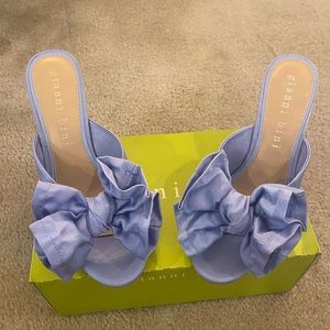 Block heel something blue shoe